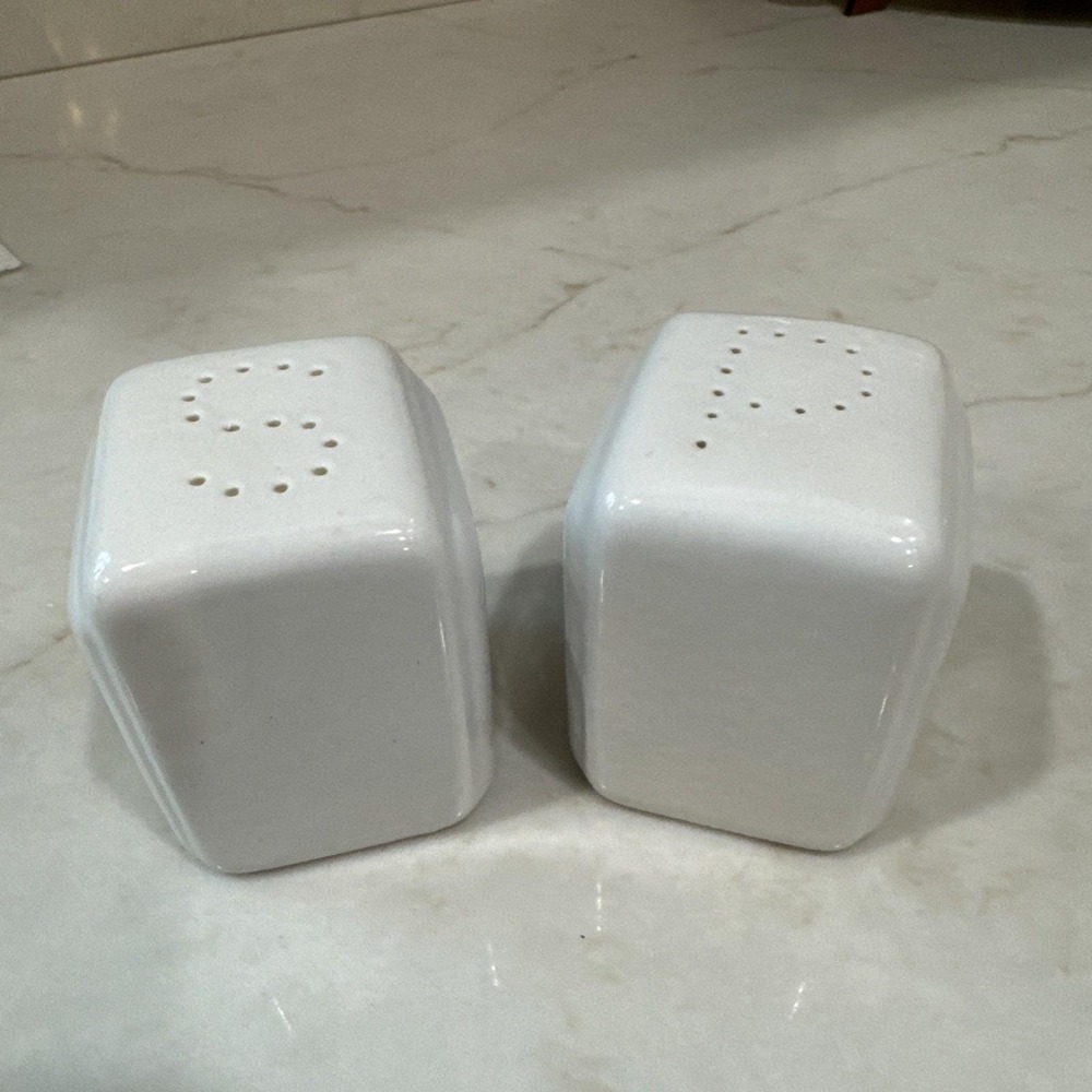 Vintage Square Stove Range Top Ceramic Salt & Pepper Shakers White